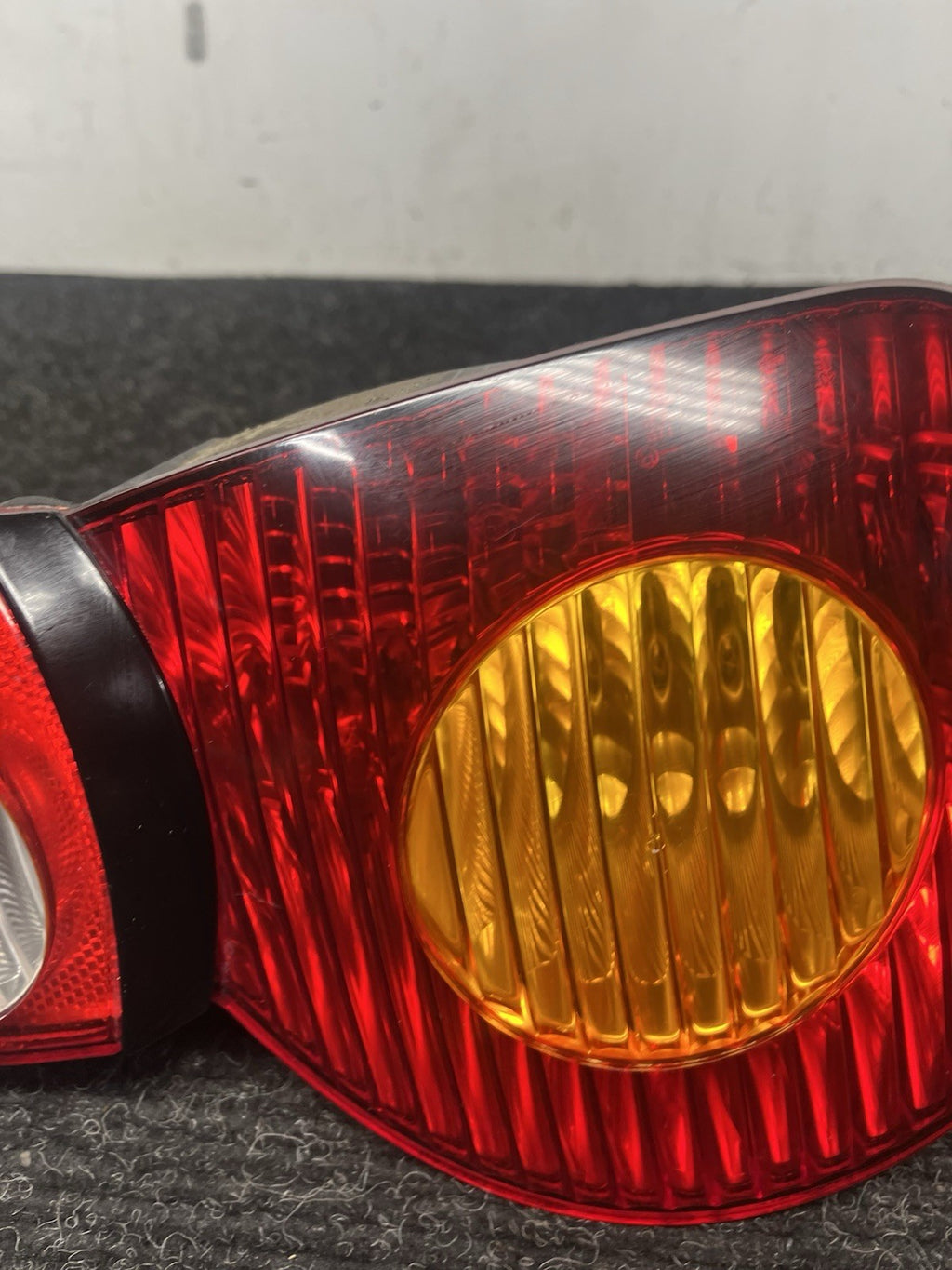 ☑️ 03-05 BMW E85 Z4 Roadster Rear Right RH Passenger Side Tail Light Lamp OEM