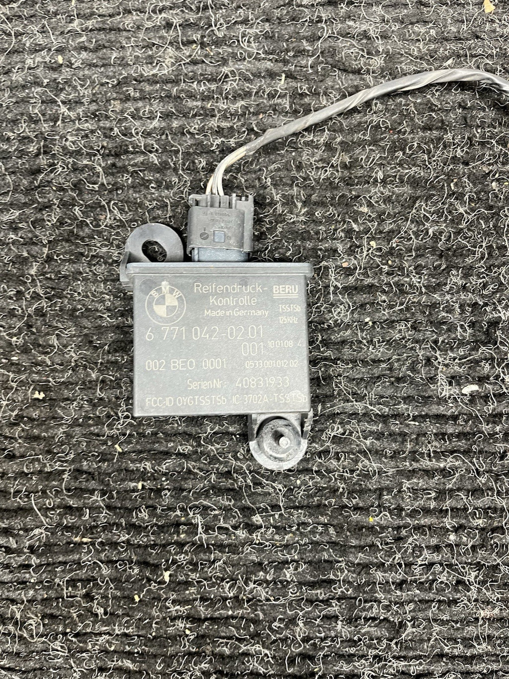 ☑️07-13 BMW E90 E92 Tire Pressure Monitor Sensor TPMS 6771042 328 330 335 M3 OEM