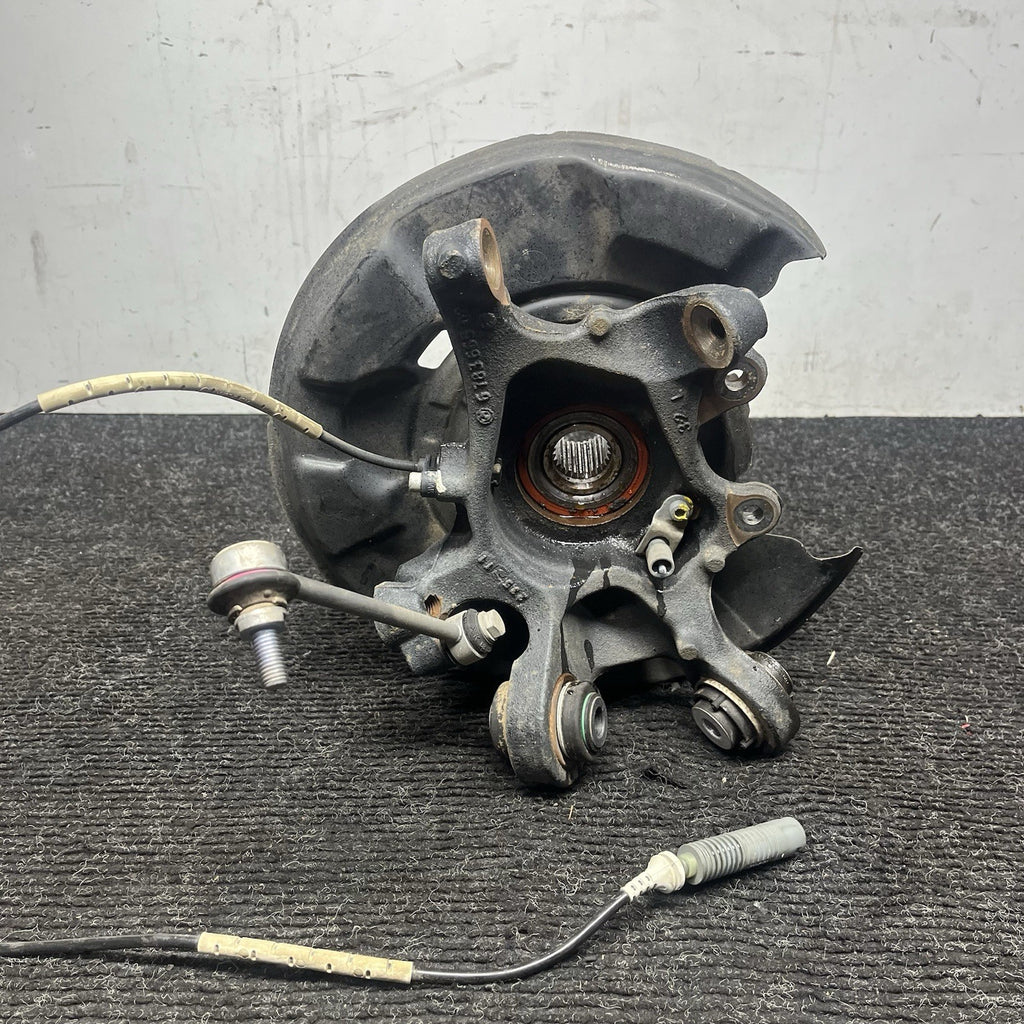☑️ 09-11 BMW 328i 335i Sedan Left Rear Spindle Knuckle Hub 33326783667 OEM