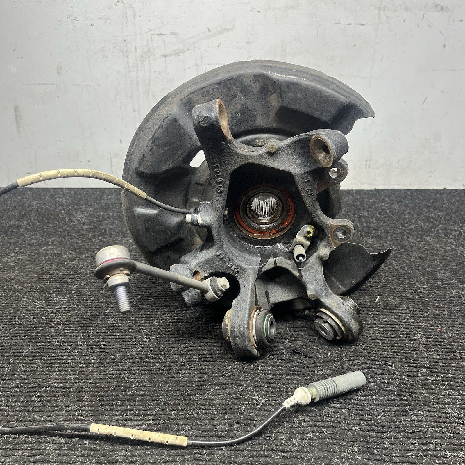 ☑️ 09-11 BMW 328i 335i Sedan Left Rear Spindle Knuckle Hub 33326783667 OEM