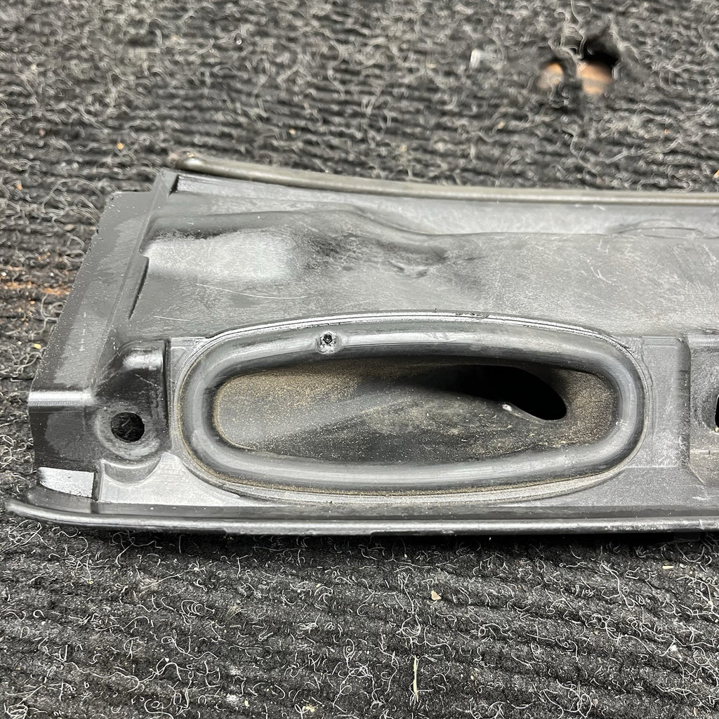 ☑️ 07-13 BMW E90 E92 335i 328i Windshield COWL Cover Heater Panel Center 9175860