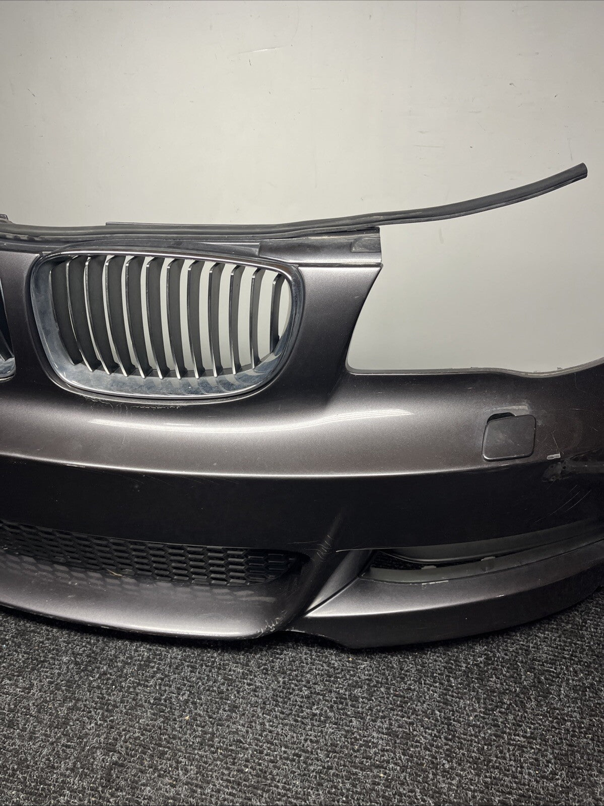 ☑️ 08-13 OEM BMW E82 E88 135 Front Bumper M Sport Sparkling Metallic A22/7 *NOTE