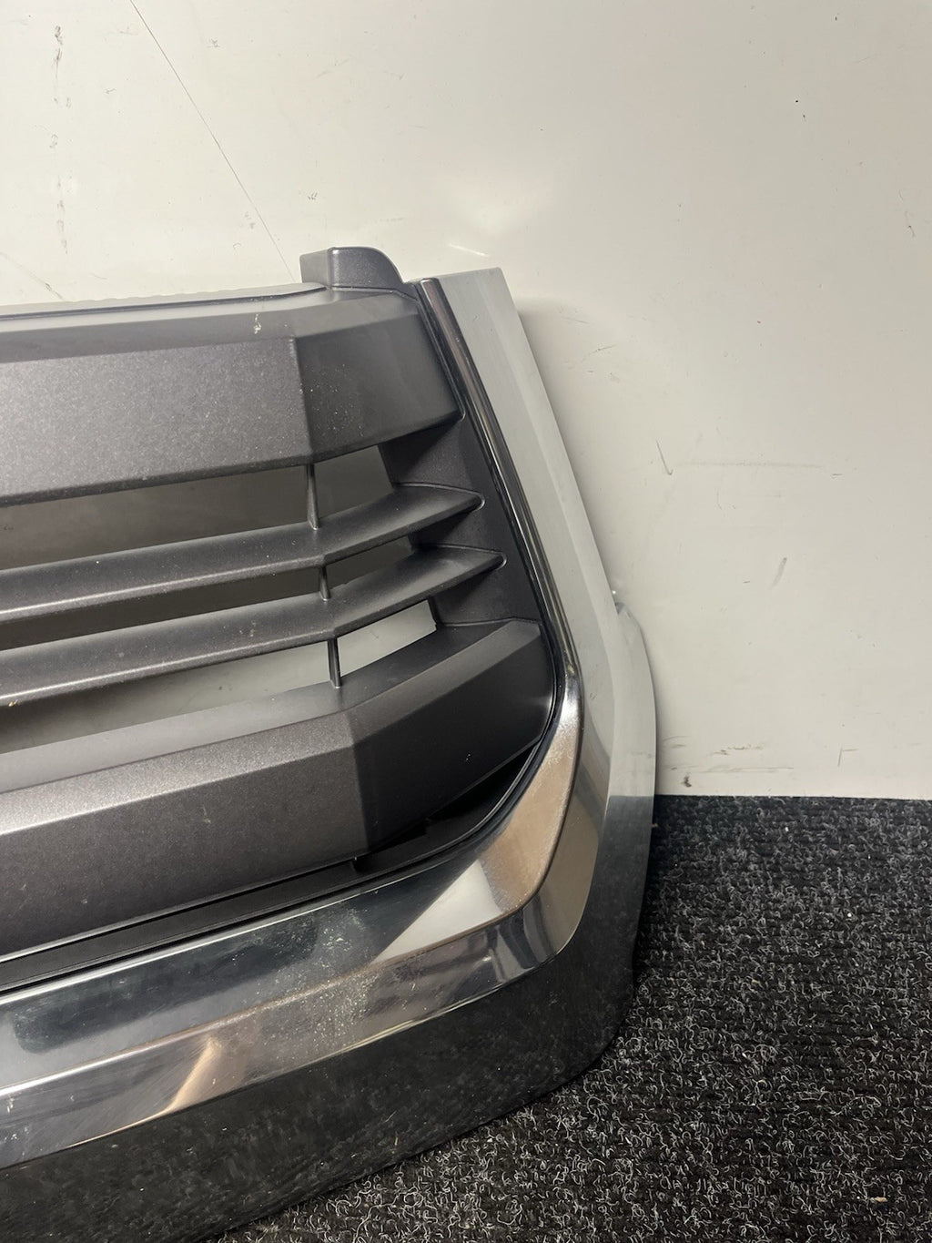 ☑️ 2014 2015 2016 2017 TOYOTA TUNDRA FRONT UPPER GRILL/GRILLE OEM