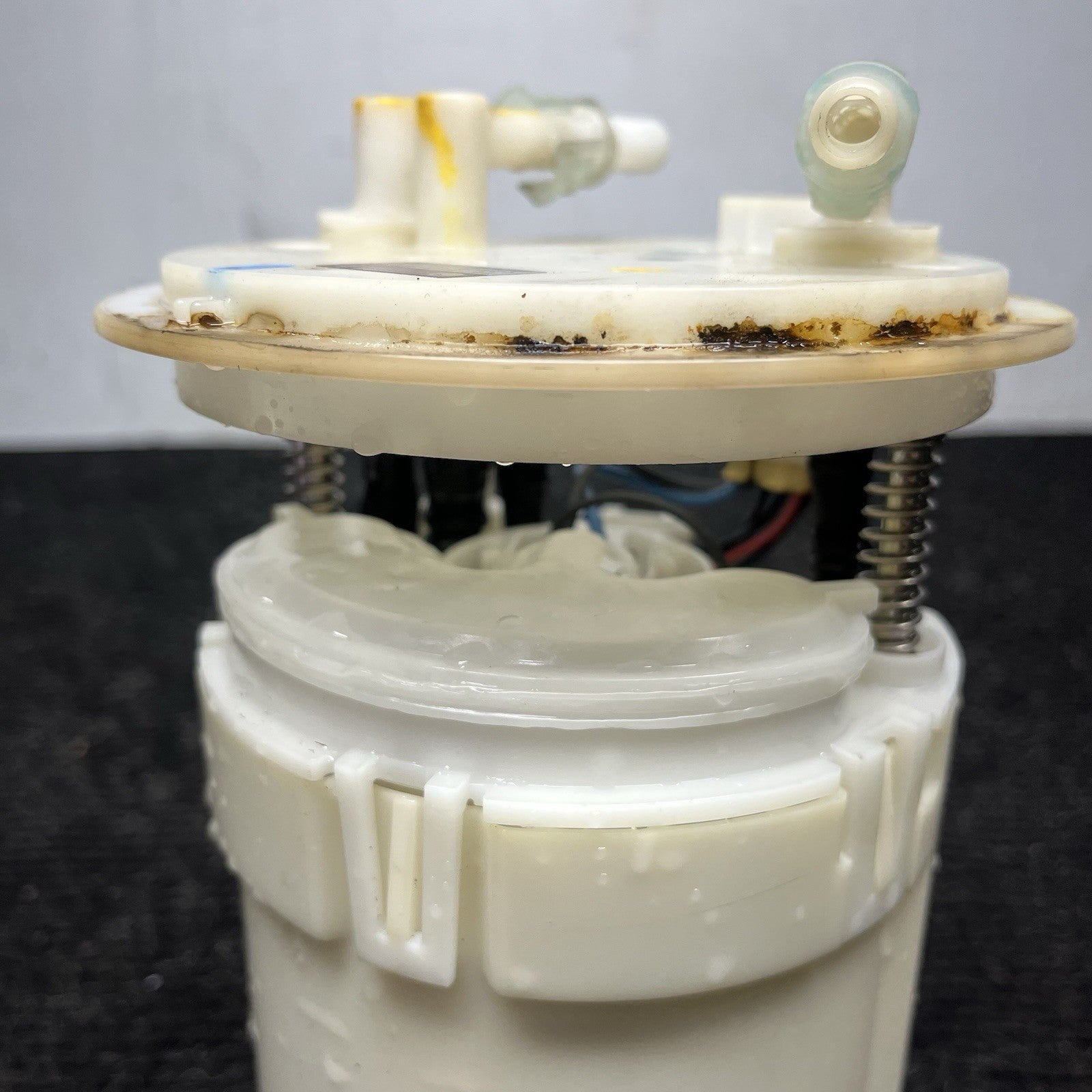 ☑️ 2008-2010 Subaru Impreza WRX OEM Fuel Sending Pump Assembly 42021AG040 08-10