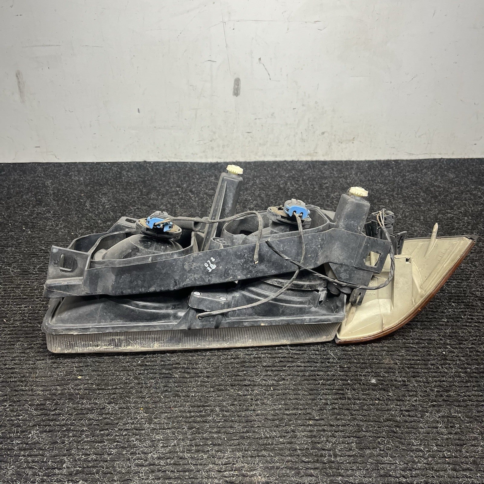 ☑️ 1992-1999 BMW 328I E36 Convertible Right Passenger Side Halogen Headlight OEM