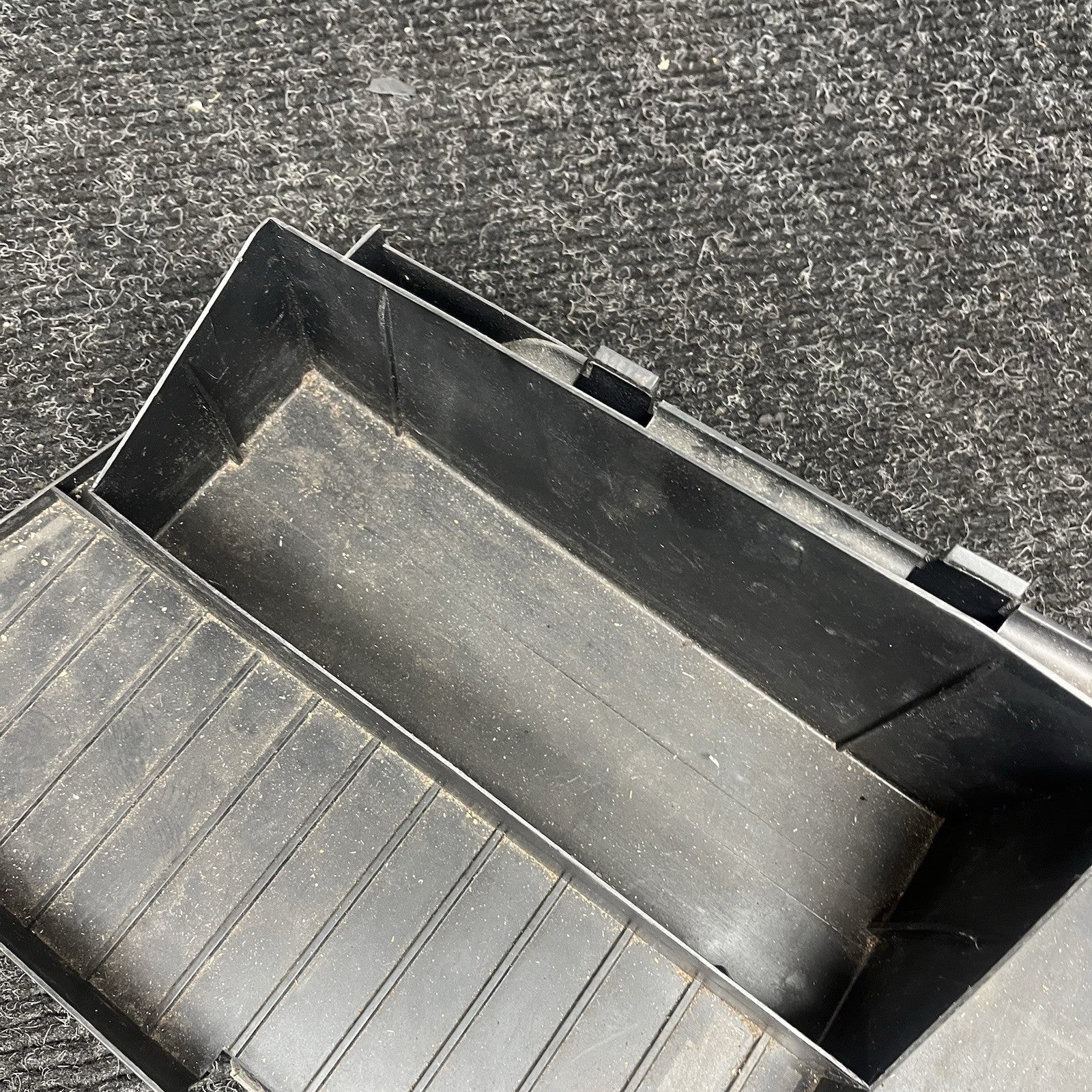 ☑️ 92-99 BMW E36 3 Series Trunk Panel Trim Cover Molding Black OEM