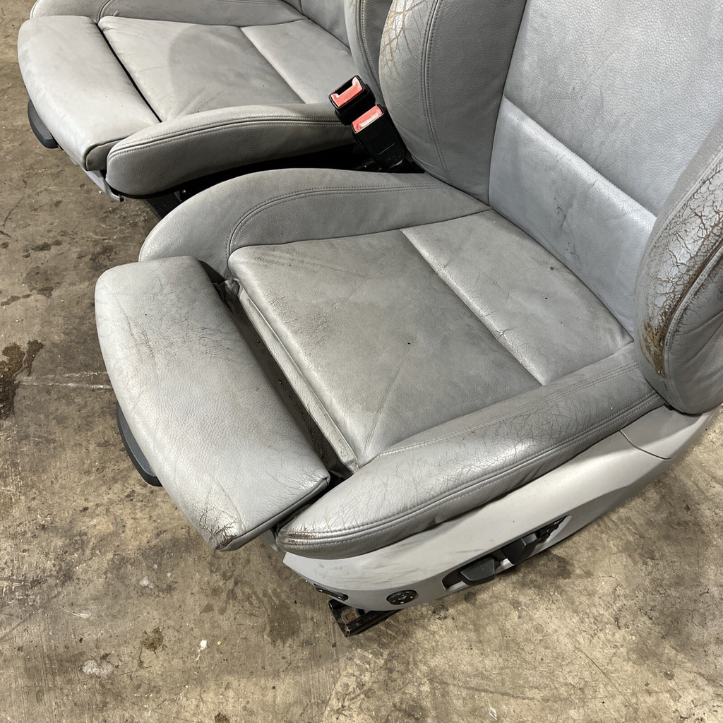 ☑️ 2008-2013 BMW E82 1-Series Coupe Leather Front Sport Seat Pair Grey OEM