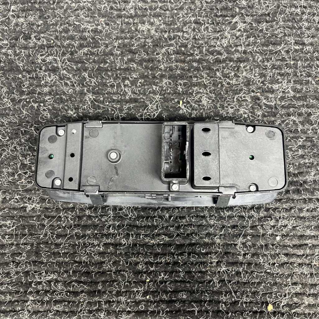 ☑️ 14-24 Maserati Ghibli Front Left Door Window Switch Control Module OEM