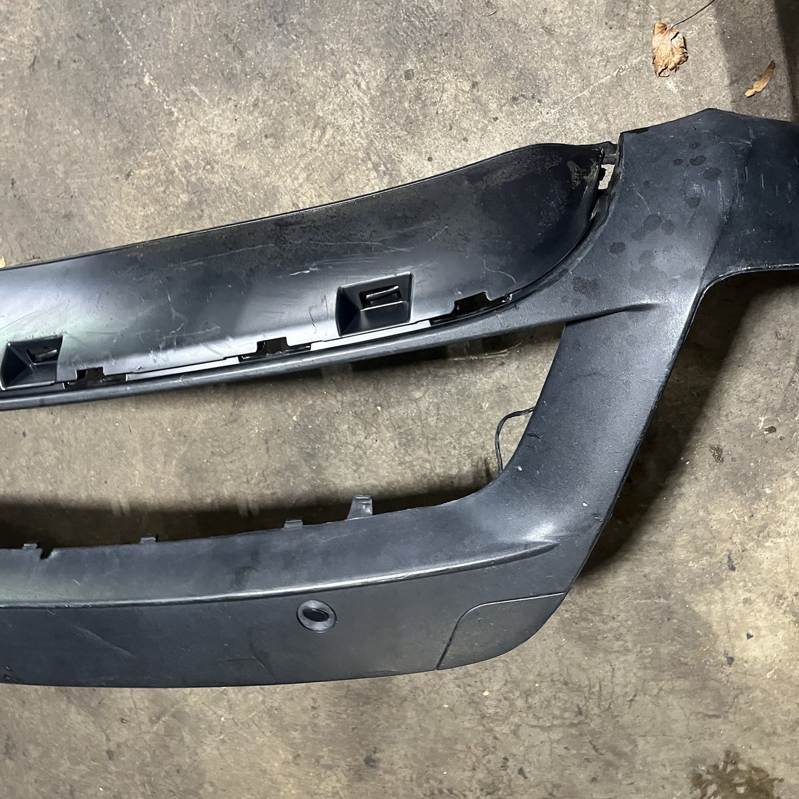 ☑️ 2009-2013 BMW X5 - Front Lower Bumper Valance 7222371
