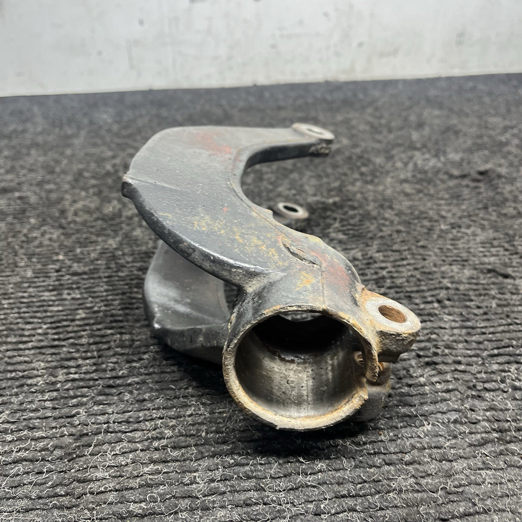 ☑️ Front Left Driver Side Strut Shock Bottom Mount OEM BMW E70 E71 X5 X6