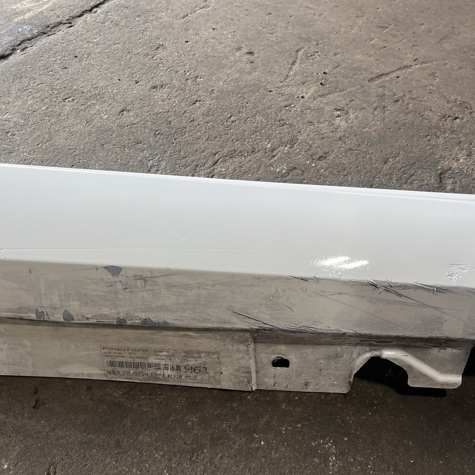 ☑️ 07-13 OEM BMW E92 E93 Right Passenger Side Skirt Rocker Panel White