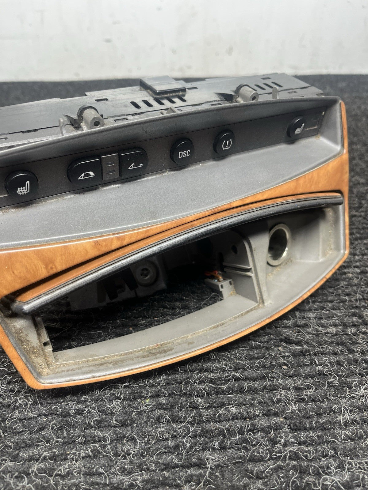 ☑️03-05 BMW E85 Z4 Roadster Convertible CenterConsole Switch Unit Trim Panel OEM