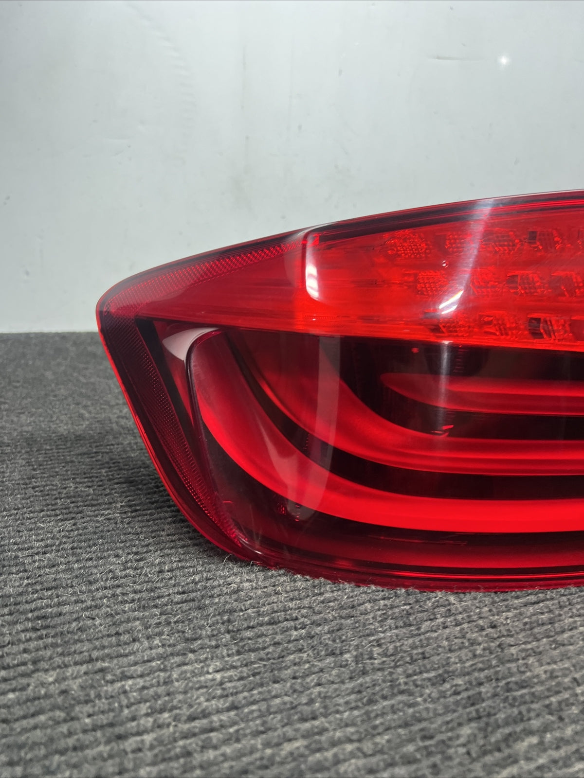 ☑️ 11-13 OEM BMW F10 528 535 550 M5 AH5 Rear Left Driver Side Outer Tail Light