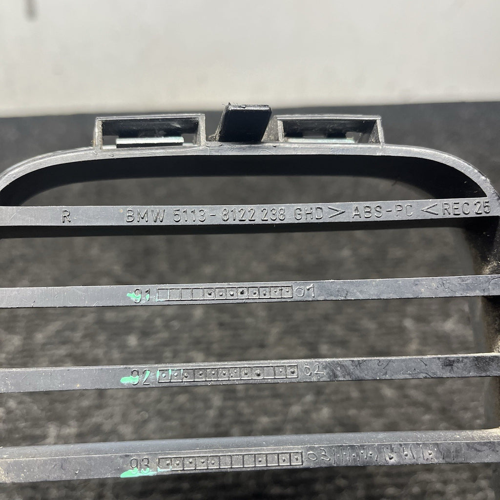 ☑️ 92-99 BMW E36 3 SERIES RIGHT PASSENGER SIDE KIDNEY VENT GRILLE PANEL TRIM OEM