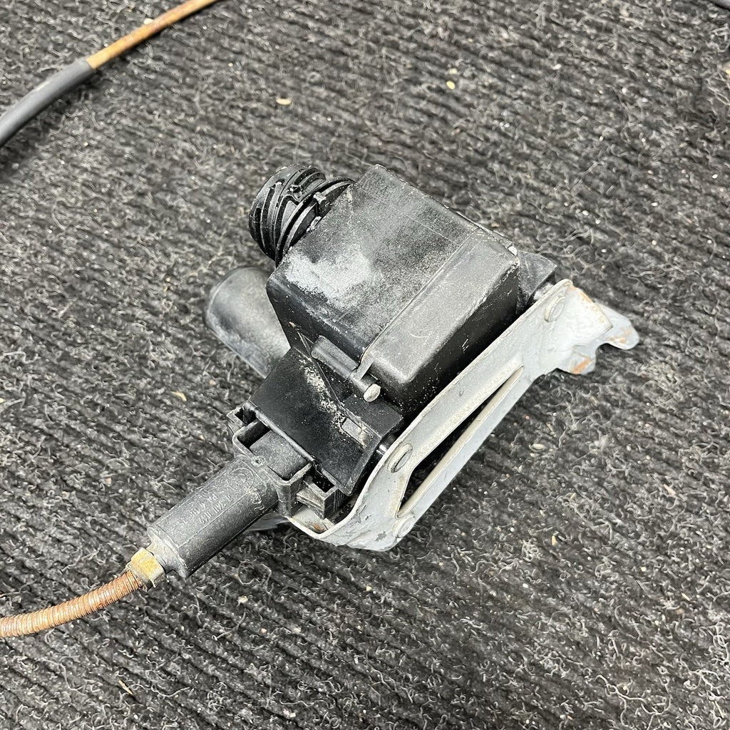 ☑️ 95-99 BMW E36 328ic 3-SERIES CRUISE CONTROL ACTUATOR MOTOR 8360043 OEM