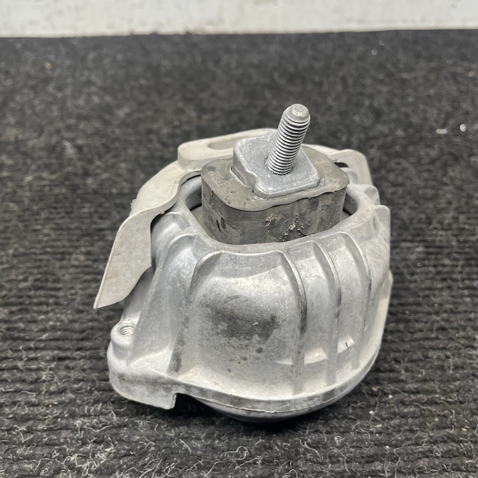 ☑️ OEM 2007-2013 BMW 328i 335i E90 E92 E93 Driver Engine Mount OEM