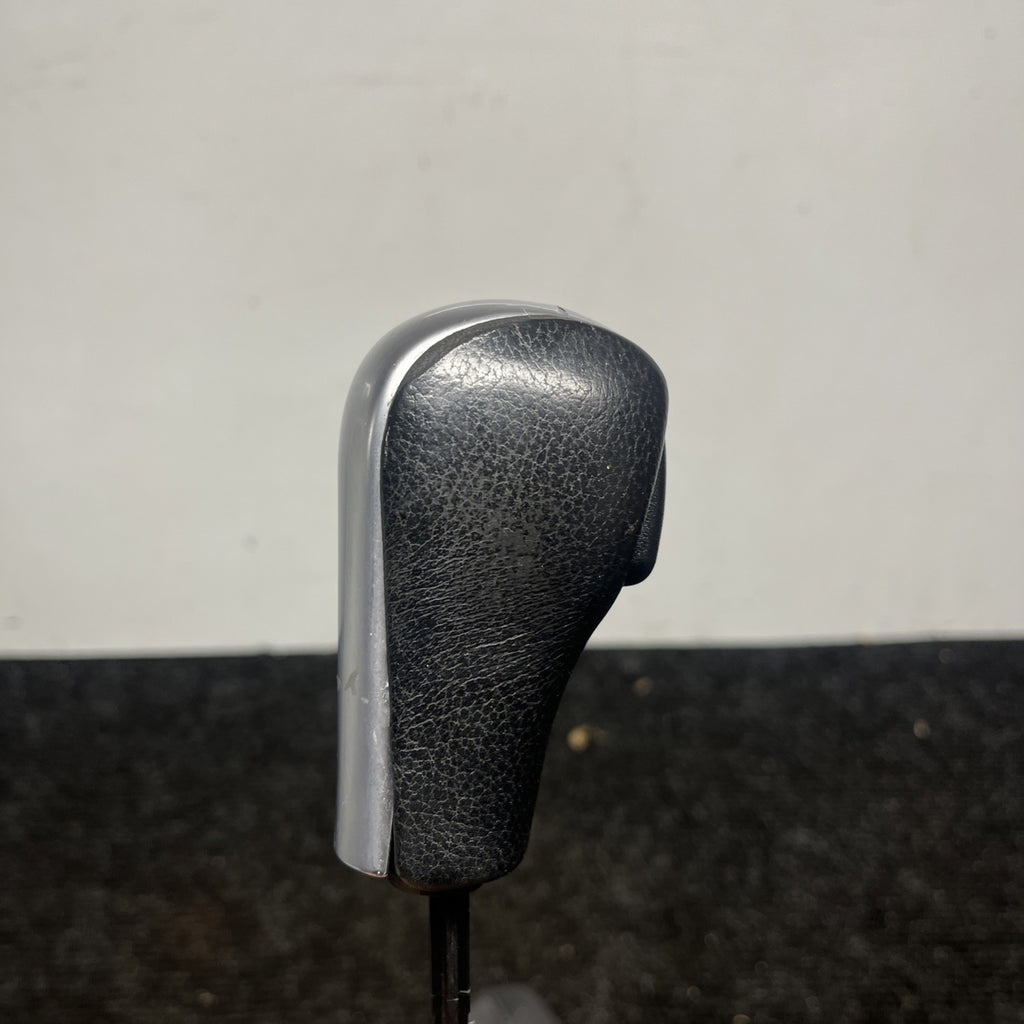 ☑️ 06-13 BMW E92 E90 GEAR SHIFTER TRIM BEZEL AUTO W/CLEAN SHIFT KNOB OEM