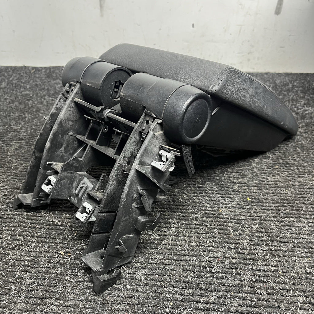 ☑️ 08-13 OEM BMW E88 E82 Center Console Armrest Tray Black Leather