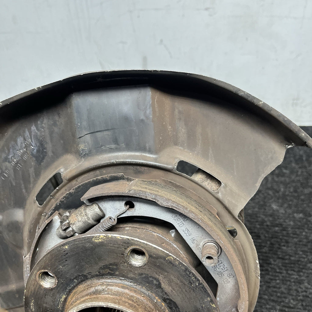 ☑️ 07-13 BMW E82 E88 E90 E92 E93 Rear Passenger Hub Spindle Bearing Knuckle OEM