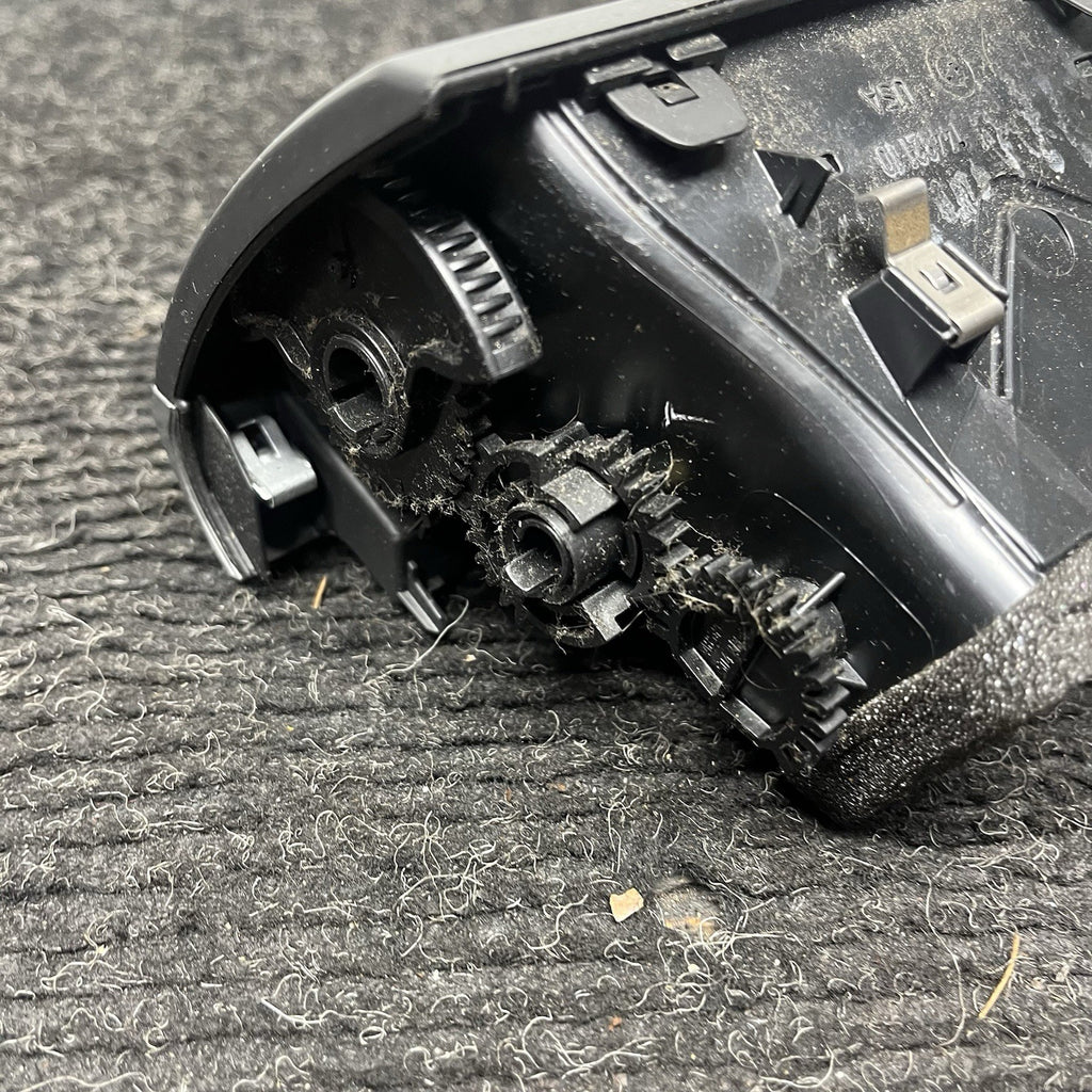☑️ 2007-2013 BMW X5 X6 E70 E71 Center Dash Air Vent 64229210705 OEM