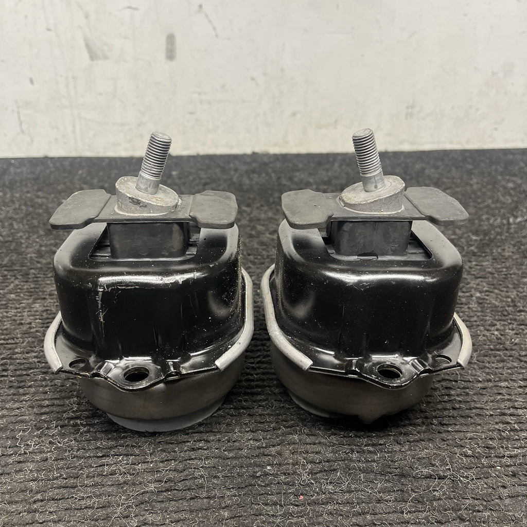 ☑️10-19 BMW E70 E71 X5 X6 XDRIVE35I Front Engine Motor Mount Bracket 6780260 OEM