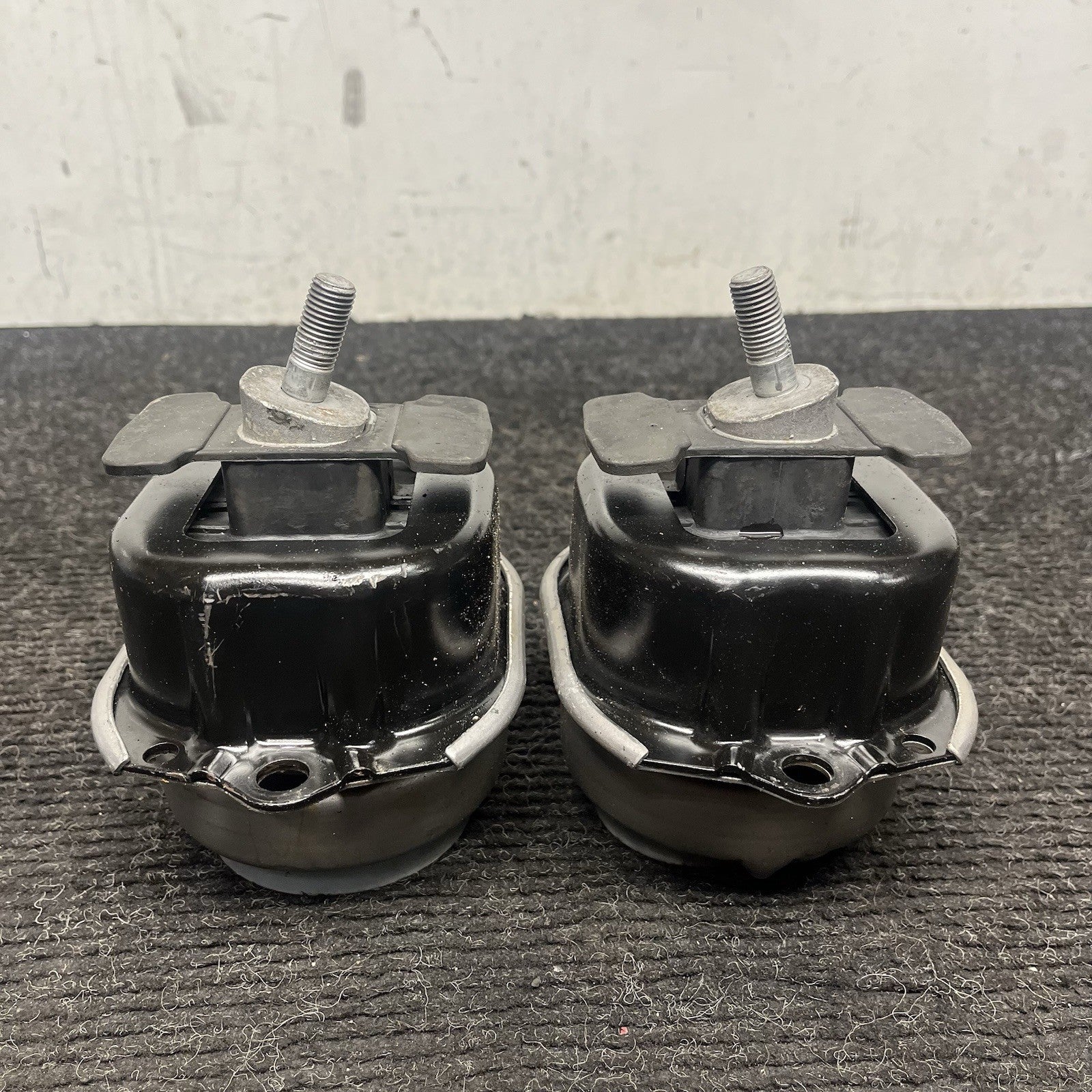 ☑️10-19 BMW E70 E71 X5 X6 XDRIVE35I Front Engine Motor Mount Bracket 6780260 OEM