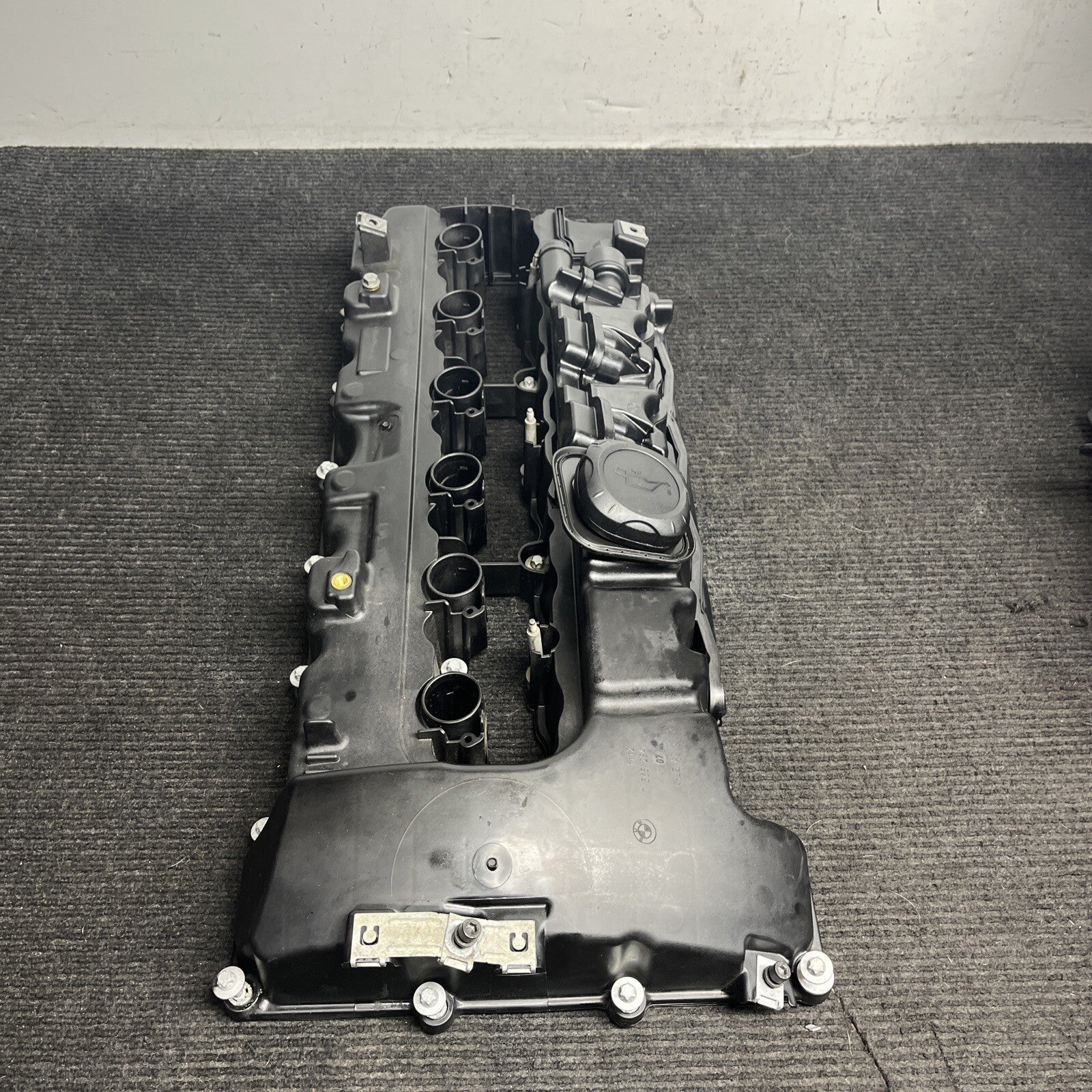 ☑️ BMW N54 3.0L Engine Only Valve Cover OEM Replacement E92 E93 X6 740 535 135