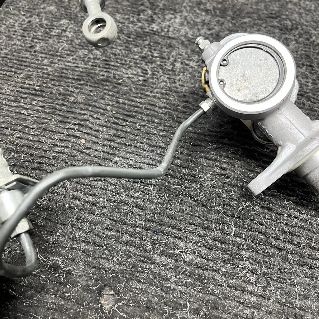 ☑️ 2008-2014 Subaru Impreza WRX STI Clutch Master Cylinder Reservoir 08-14