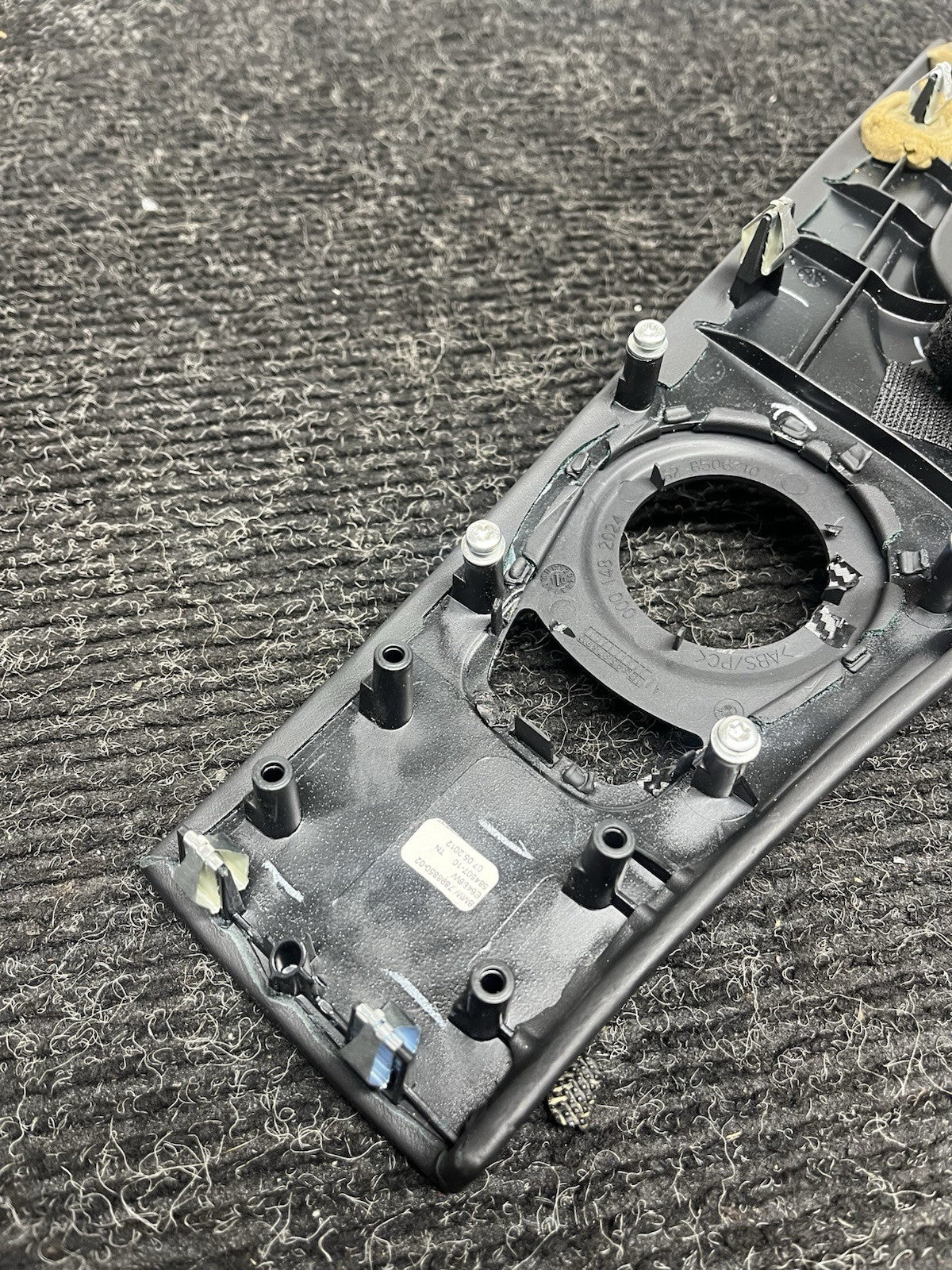 ☑️ 2009-2013 BMW E90 E92 M3 MANUAL CCC Leather Center Console Trim OEM 7903962