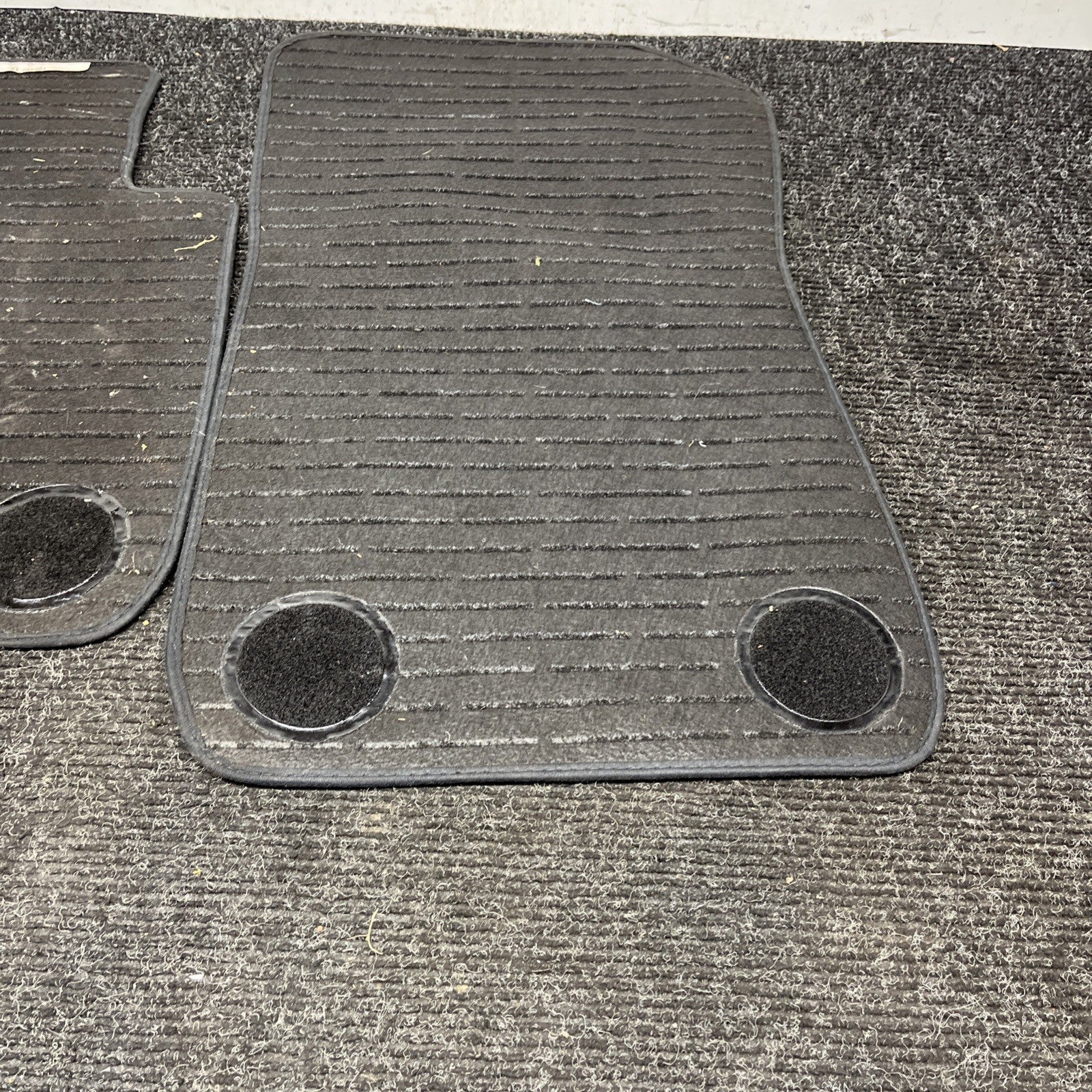 ☑️ Bmw Black Floor Mats Set Part Number 106480-11 OEM 3 And 5 Series