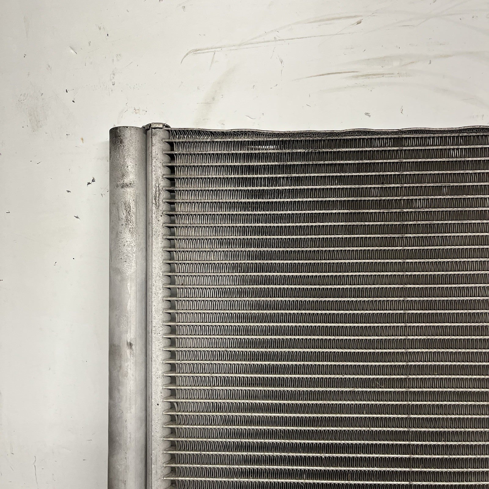 ☑️ 10-13 BMW X5 E70 AC Condenser Radiator OEM