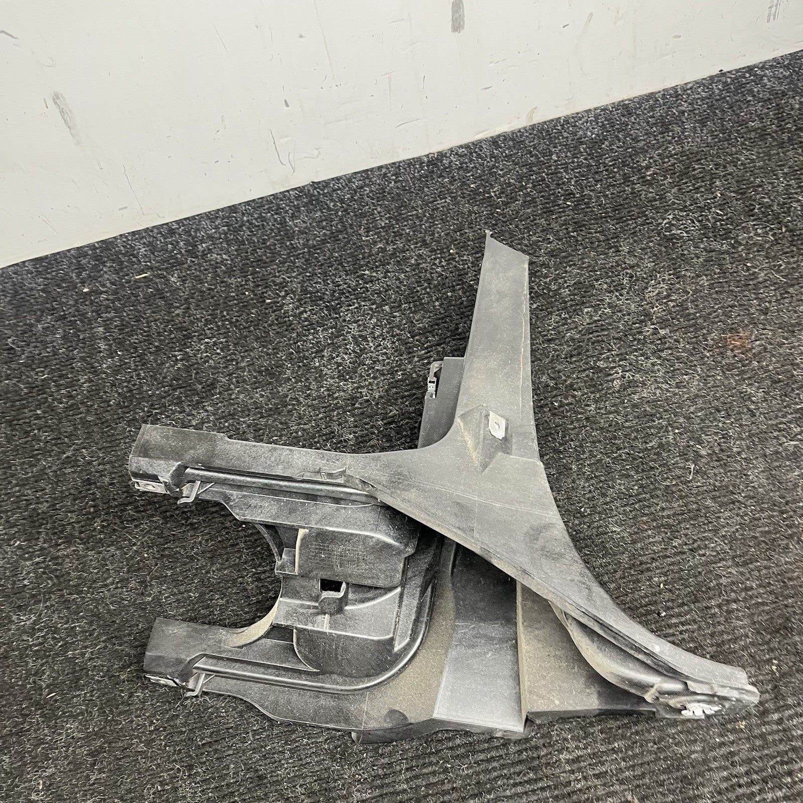 ☑️ 07-13 BMW E70 E71 X5 X6 Front Right Side Headlight Mount Bracket w Sensor OEM