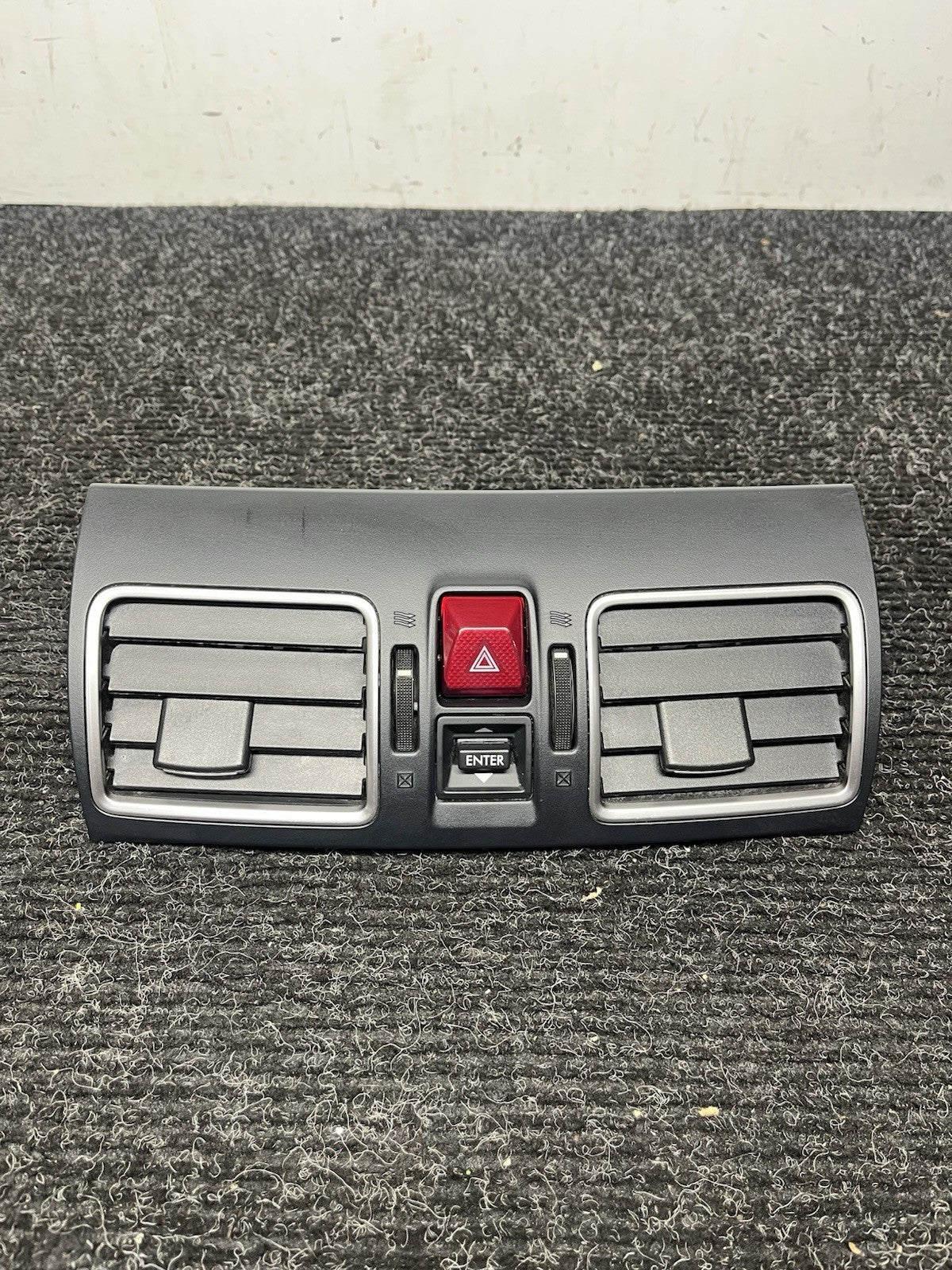 ☑️ 2015-2019 Subaru WRX STI Dash Center Console Vent OEM Hazard Switch