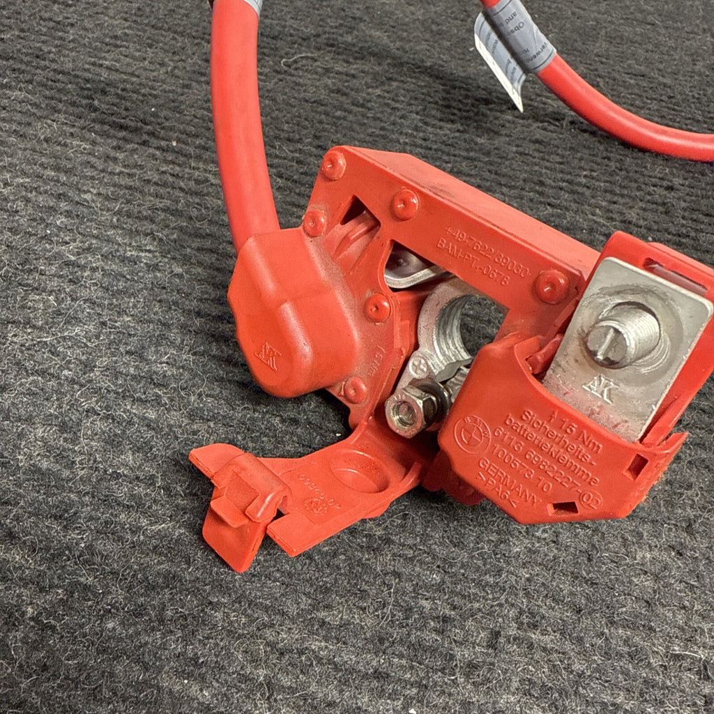 ☑️ 06-13 OEM BMW E82 E90 E92 M3 Battery Plus Pole Terminal Positive Red Cable