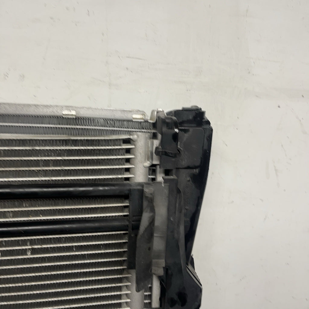 ☑️ BMW 330i 325i 323i E46 Engine Cooling Radiator 3.0L 6 Cylinder Fits 2001-2006