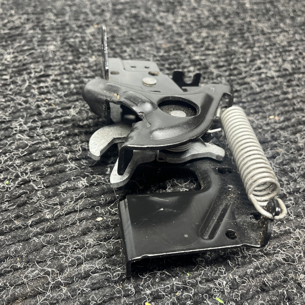 ☑️ 12-16 BMW 3 SERIES F30 BONNET LOCK CATCH MECHANISM RIGHT PASS SIDE 4895376-02