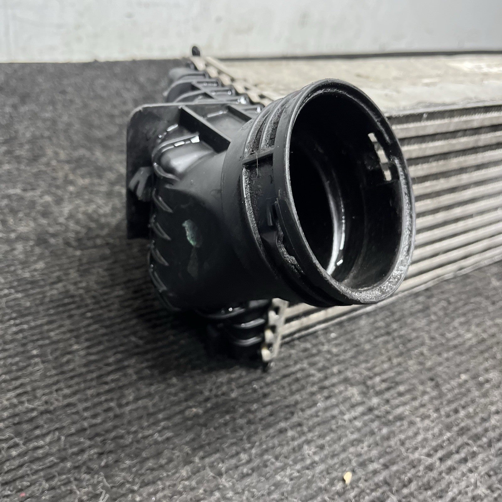 ☑️ 2011-2013 BMW 35iX X5 E70 LCI 3.0T N55 TURBOCHARGER INTERCOOLER OEM 7809321