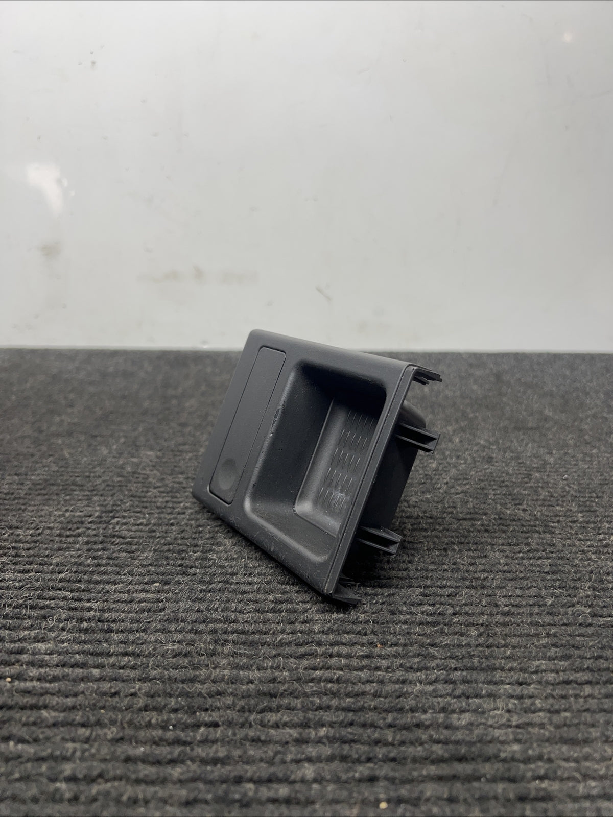 ☑️ BMW E46 NEW GENUINE CENTER CONSOLE STORAGE TRAY BLACK COIN BOX 8248505 99-05