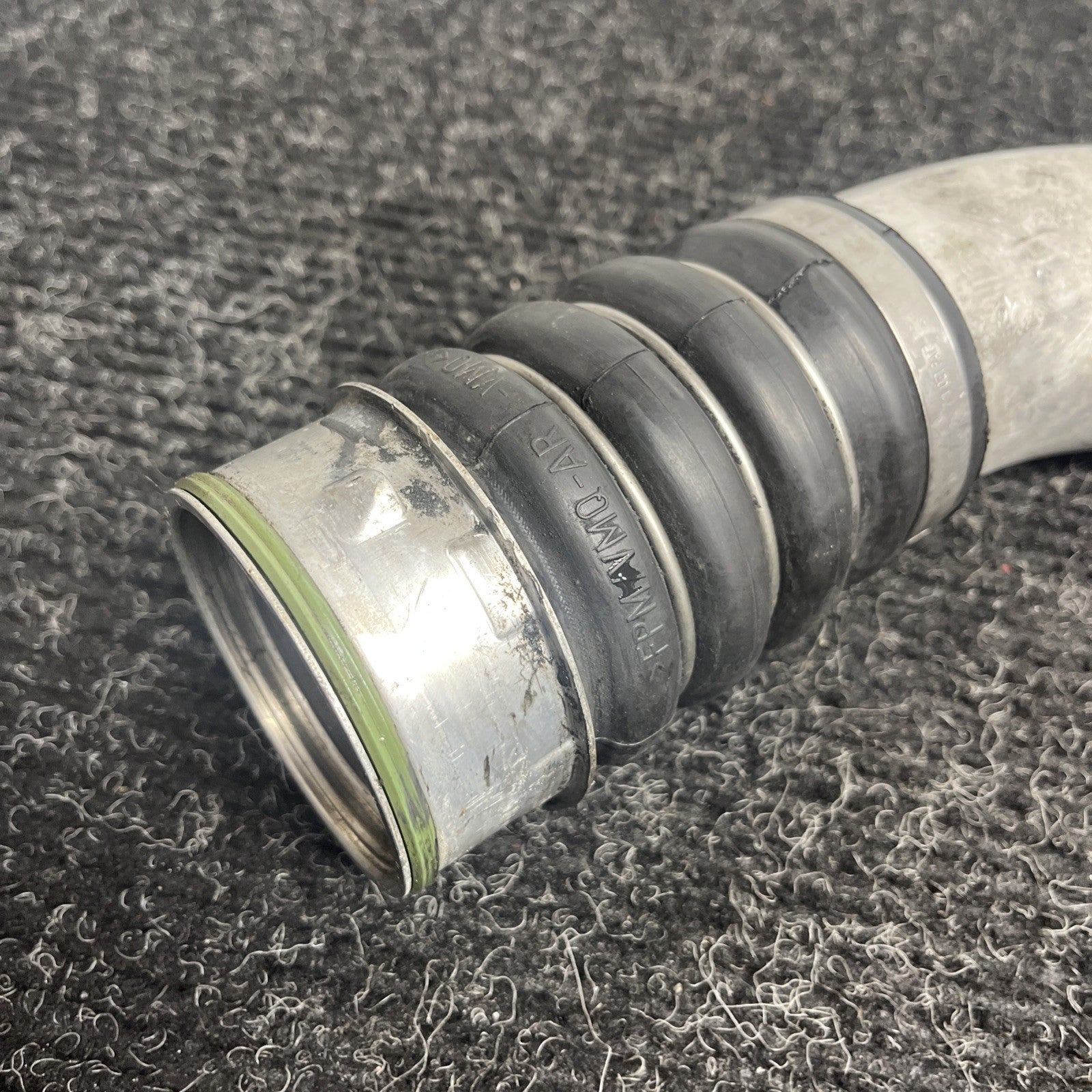 ☑️ 07-13 BMW E92 335I 3.0L L6 INTER COOLER TURBOCHARGER INLET AIR PIPE OEM