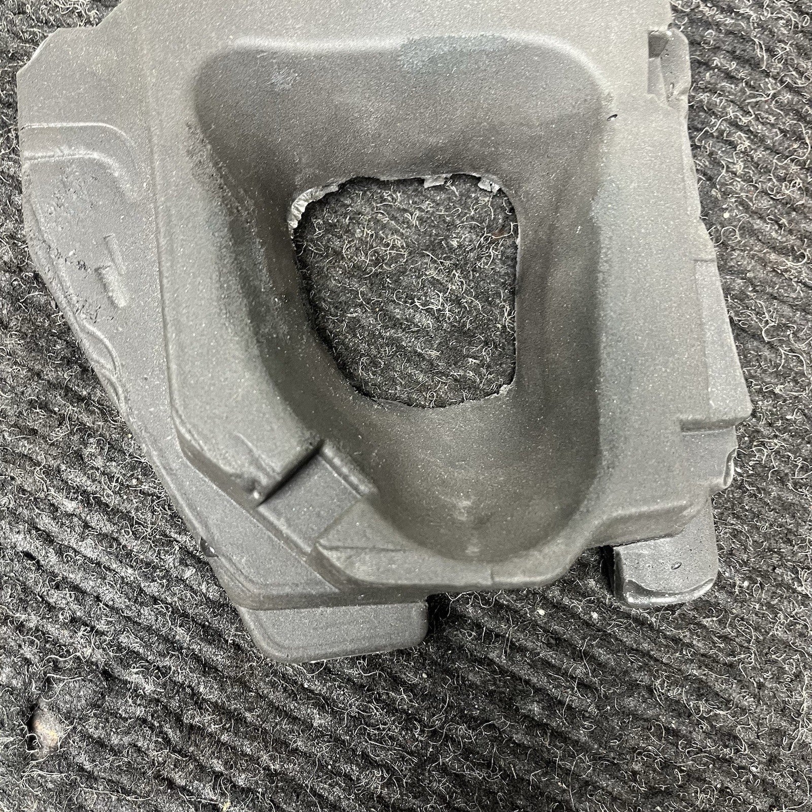 ☑️ 08-13 BMW E82 E88 135i Manual Transmission Shifter Foam 7552355