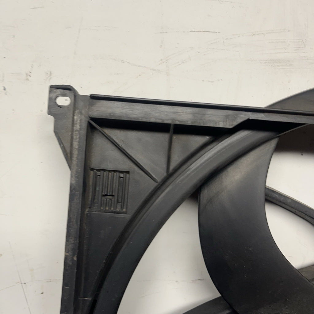 ☑️ BMW E85 Z4 3.0L M54 Engine Radiator Cooling Fan Automatic 600W OEM 113k Miles