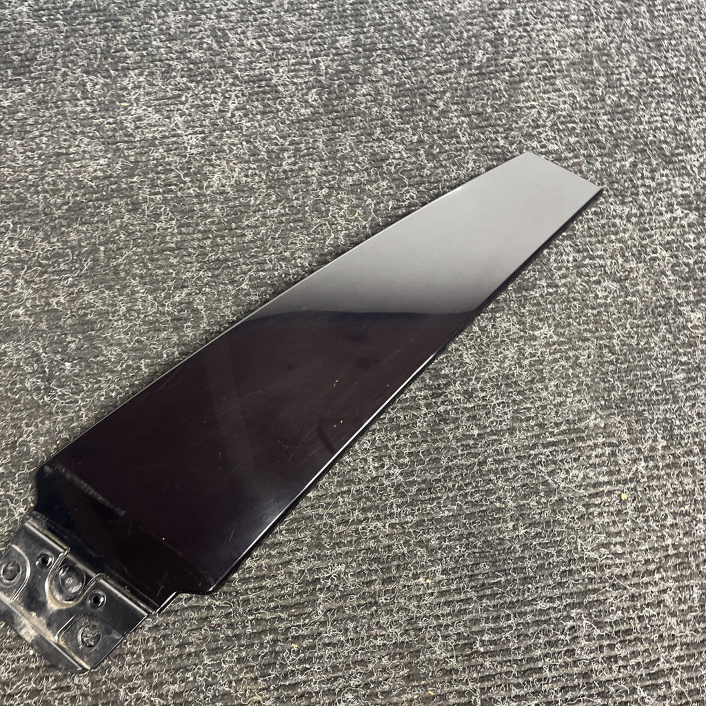 ☑️ 14-17 Maserati Ghibli Front Left Driver Side Door Pillar Trim Panel OEM
