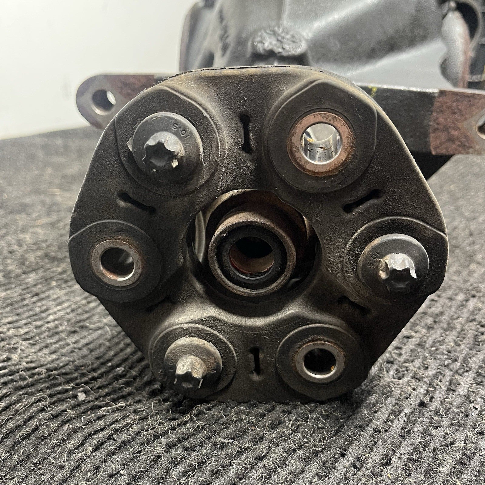 ☑️ 12-16 BMW F30 320i 428i 328i Rear Differential Diff Axle Carrier 3.91 OEM
