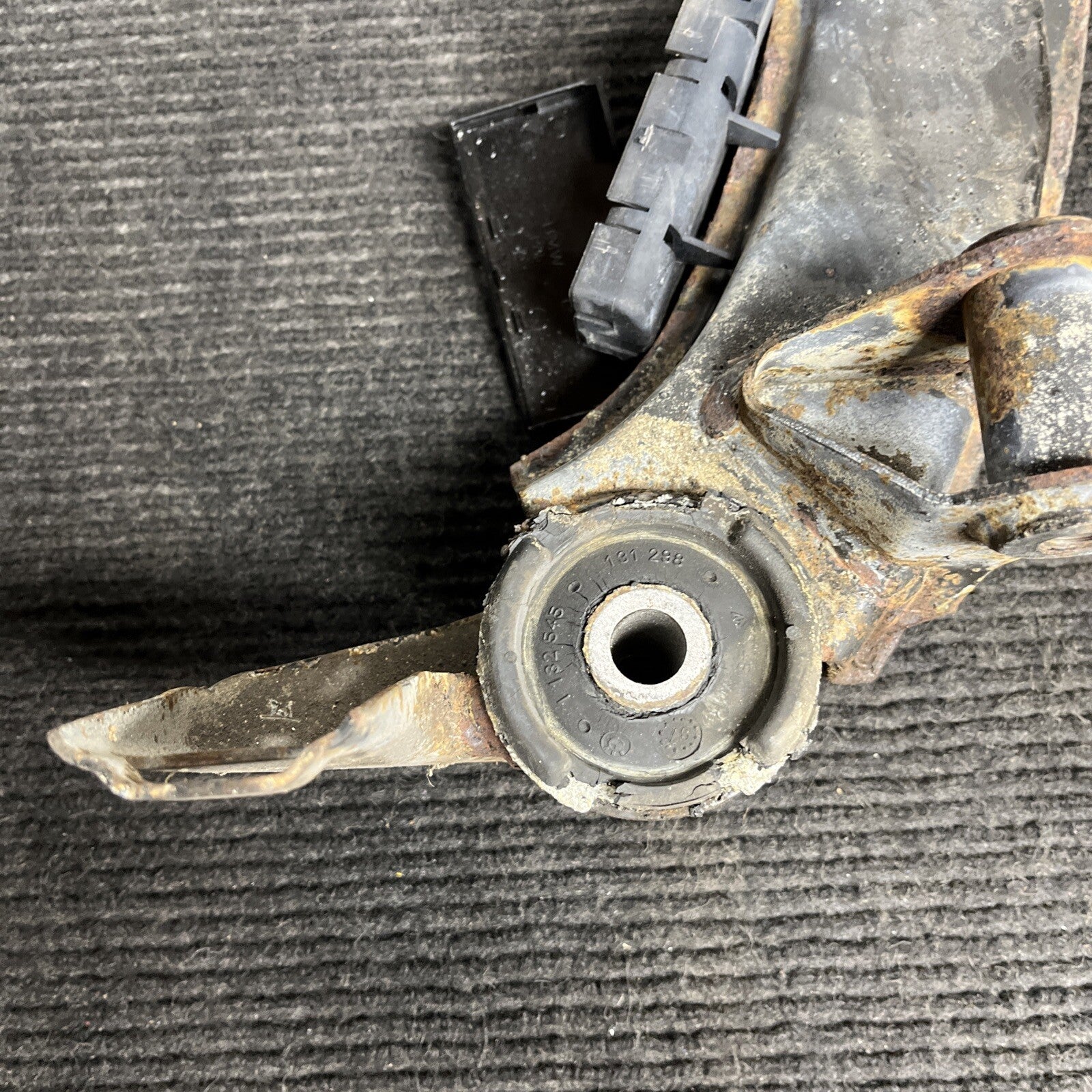 ☑️ 95-99 Bmw E36 M3 Rear Lower Axle Suspension Carrier Subframe Cradle OEM