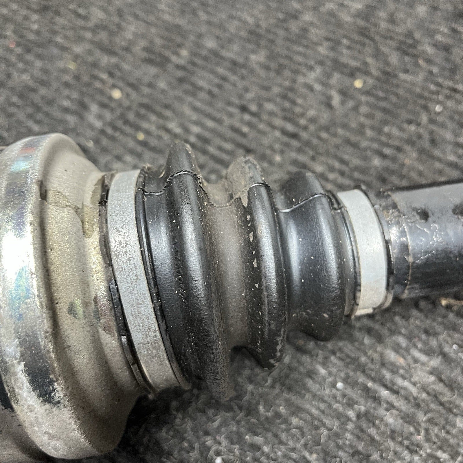☑️ 14-16 BMW M235i F22 Rear Left Driver Side CV Axle Shaft RWD OEM