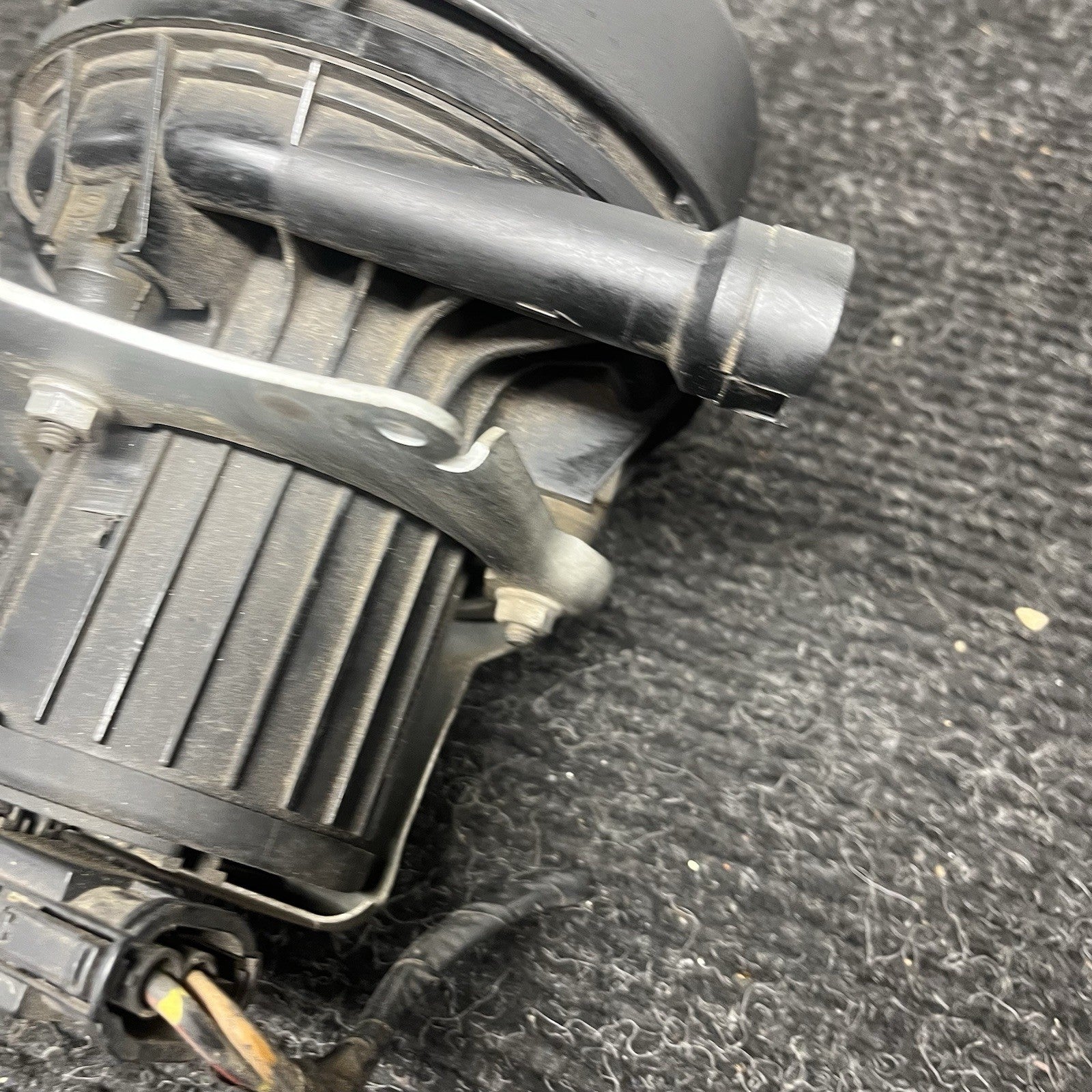 ☑️ 2003 2004 2005 BMW Z4 E85 Air Injection SMOG Pump Assembly 1318 OEM