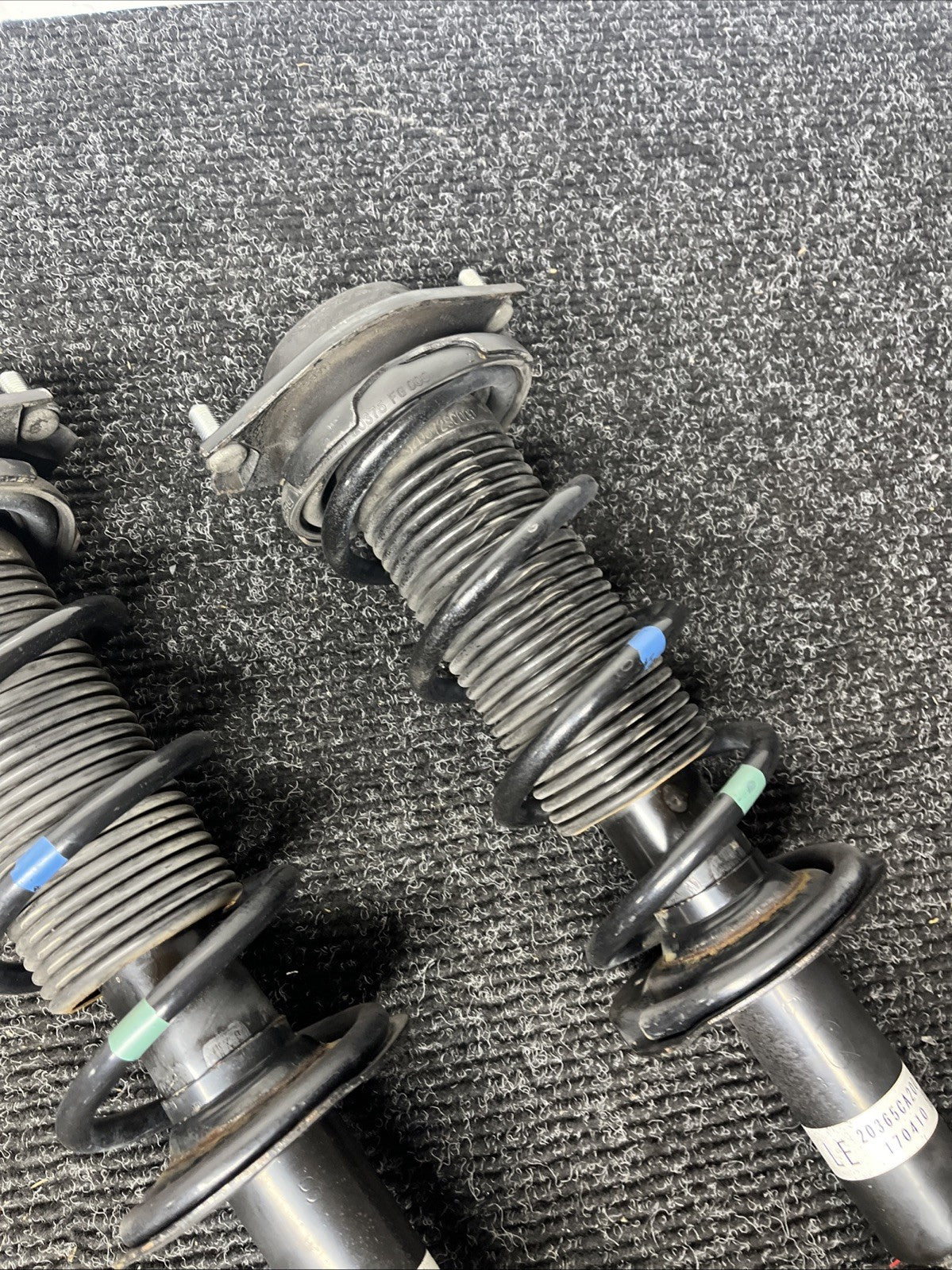 ☑️ OEM Rear Springs/Struts Suspension Subaru BRZ Toyota 86 Scion FRS