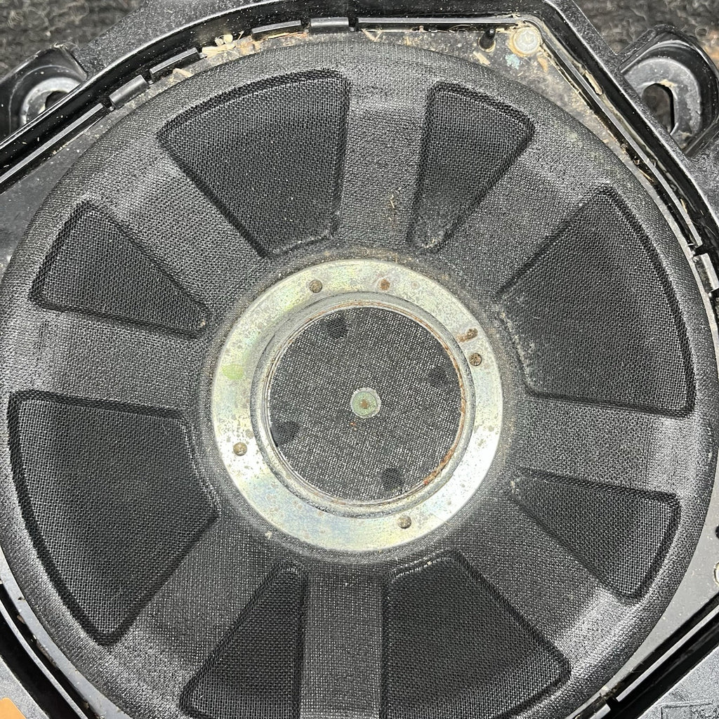 ☑️ OEM BMW E88 E92 E93 Bass Speakers Sub Subwoofer Logic 7 Harman Kardon DSP L7