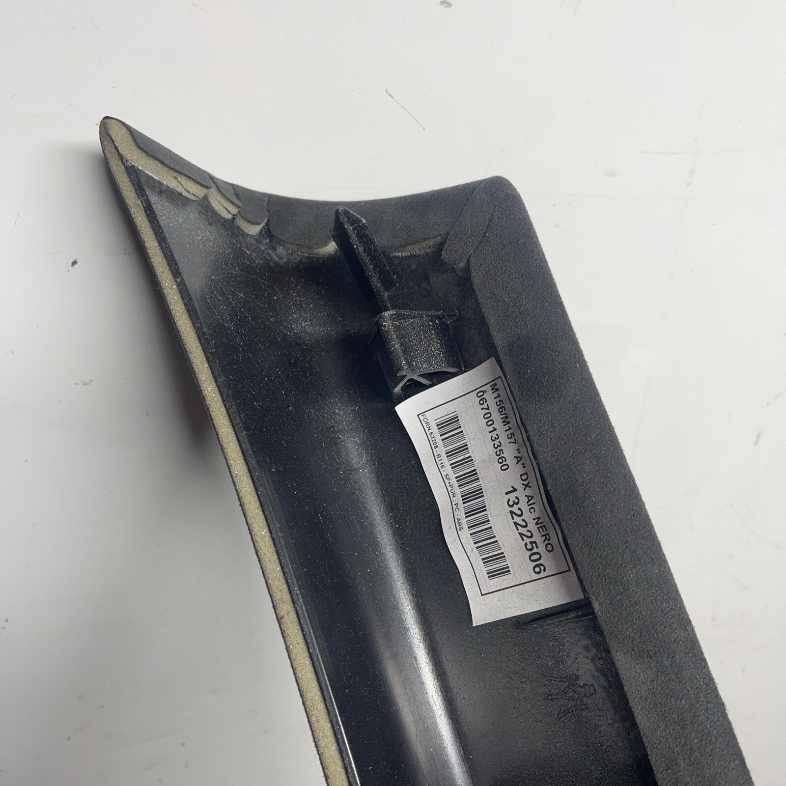 ☑️ MASERATI GHIBLI WINDSHIELD RIGHT SIDE A PILLAR TRIM COVER PANEL OEM 2014-2020