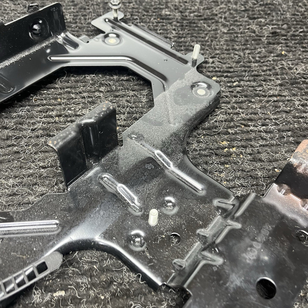 ☑️ 07-13 BMW 335i 335xi 328xi E90 E92 Telematics Module Bracket Holder 9135687